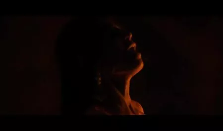 بچه ها دختر جوان را لعنتی می گروه سکسی شهوانی تلگرام کنند و نوبت به صورتش می خورند