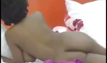 مادربزرگ واقعا کانال سکسی موبوگرام ارگاسم می خواهد!