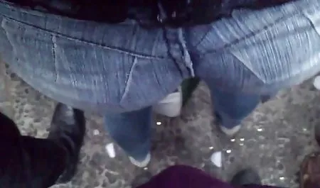 ماساژور از کانال سکسی در موبوگرام مشتری قرمز بهره گرفت